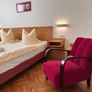 Guest house Karnet